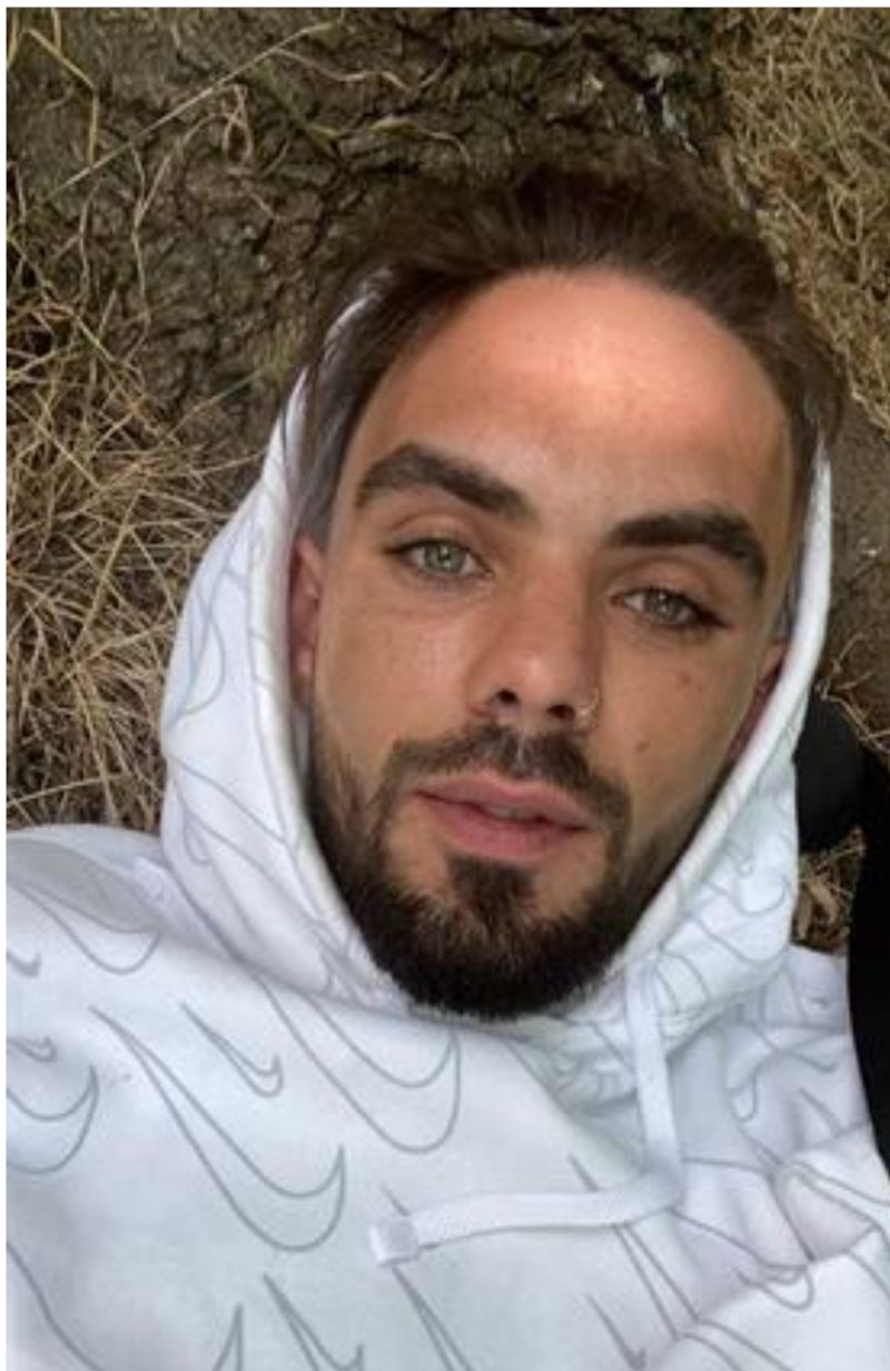 Essexboy99