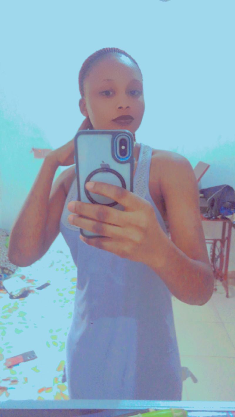 QueenBeBe